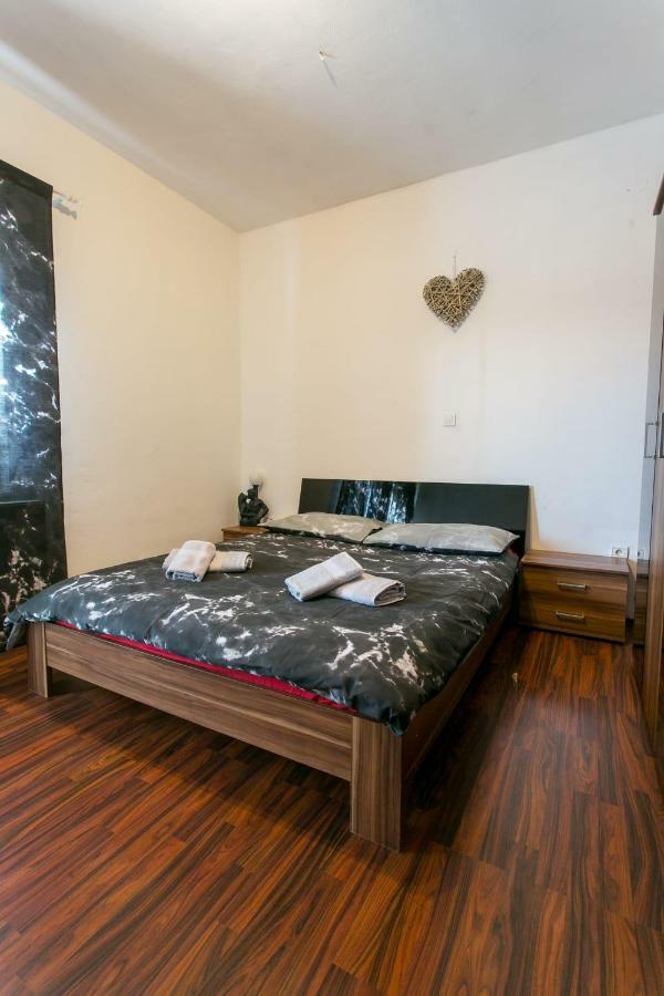 Apartament Apartman Antea Kaštel Stari Zewnętrze zdjęcie