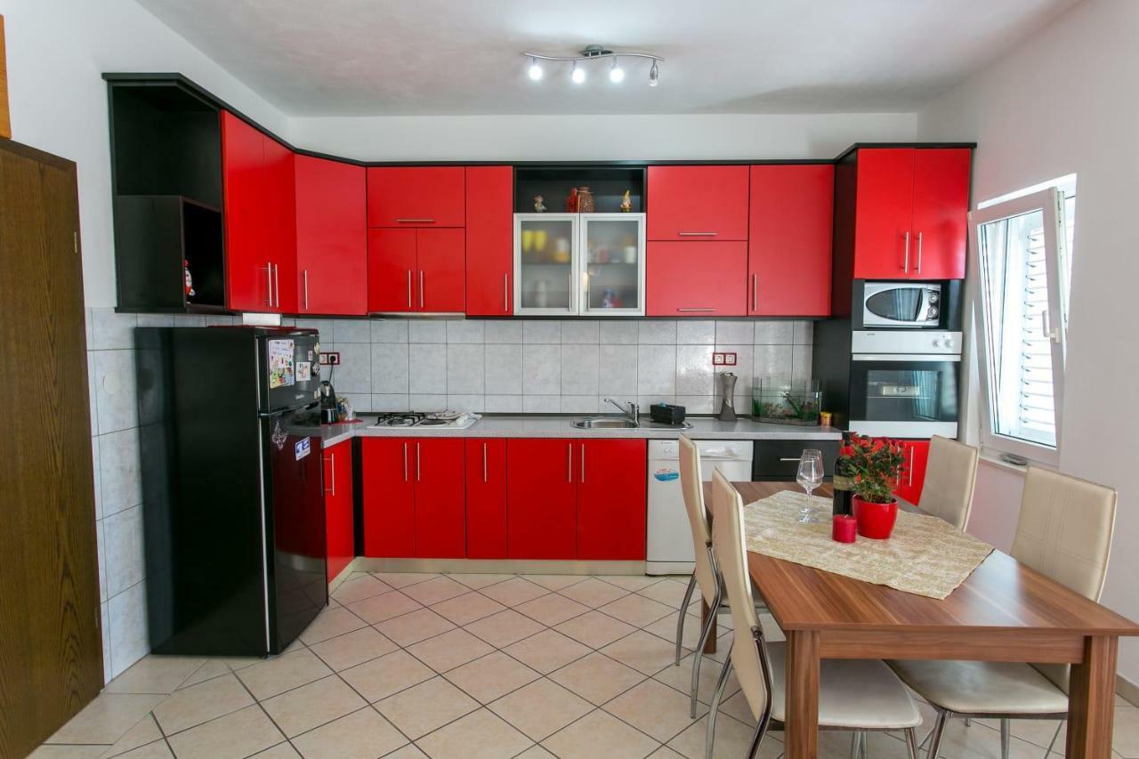 Apartament Apartman Antea Kaštel Stari Zewnętrze zdjęcie