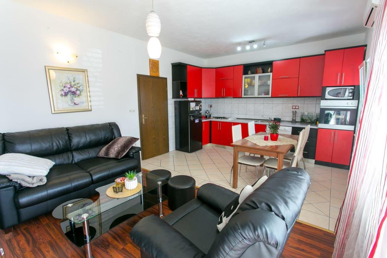 Apartament Apartman Antea Kaštel Stari Zewnętrze zdjęcie