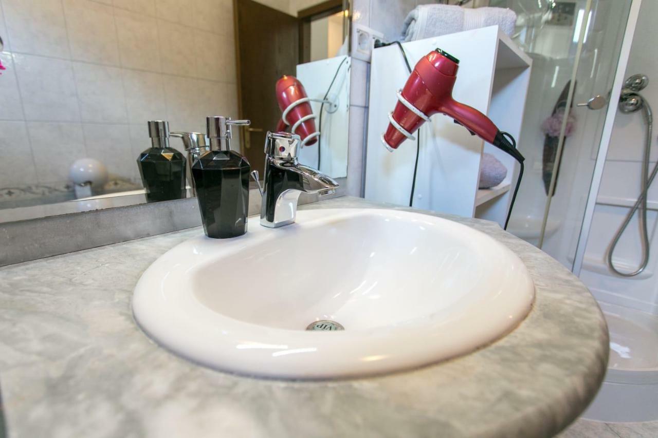 Apartament Apartman Antea Kaštel Stari Zewnętrze zdjęcie
