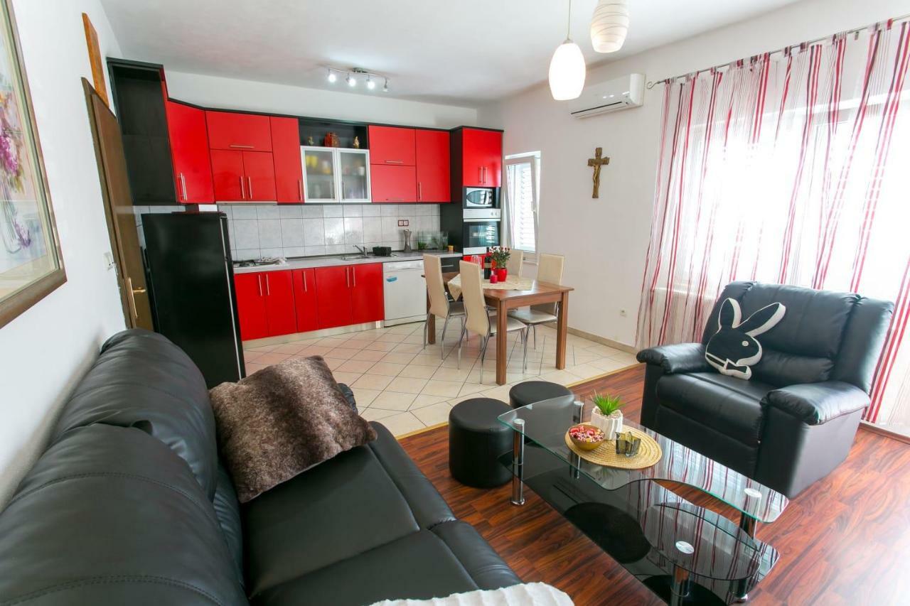 Apartament Apartman Antea Kaštel Stari Zewnętrze zdjęcie